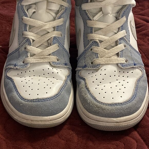 Size 5.5 VY Air Jordan‎ 555088-402  1 Retro OG High Hyper Royal Youth Suede Jump - Picture 3 of 16